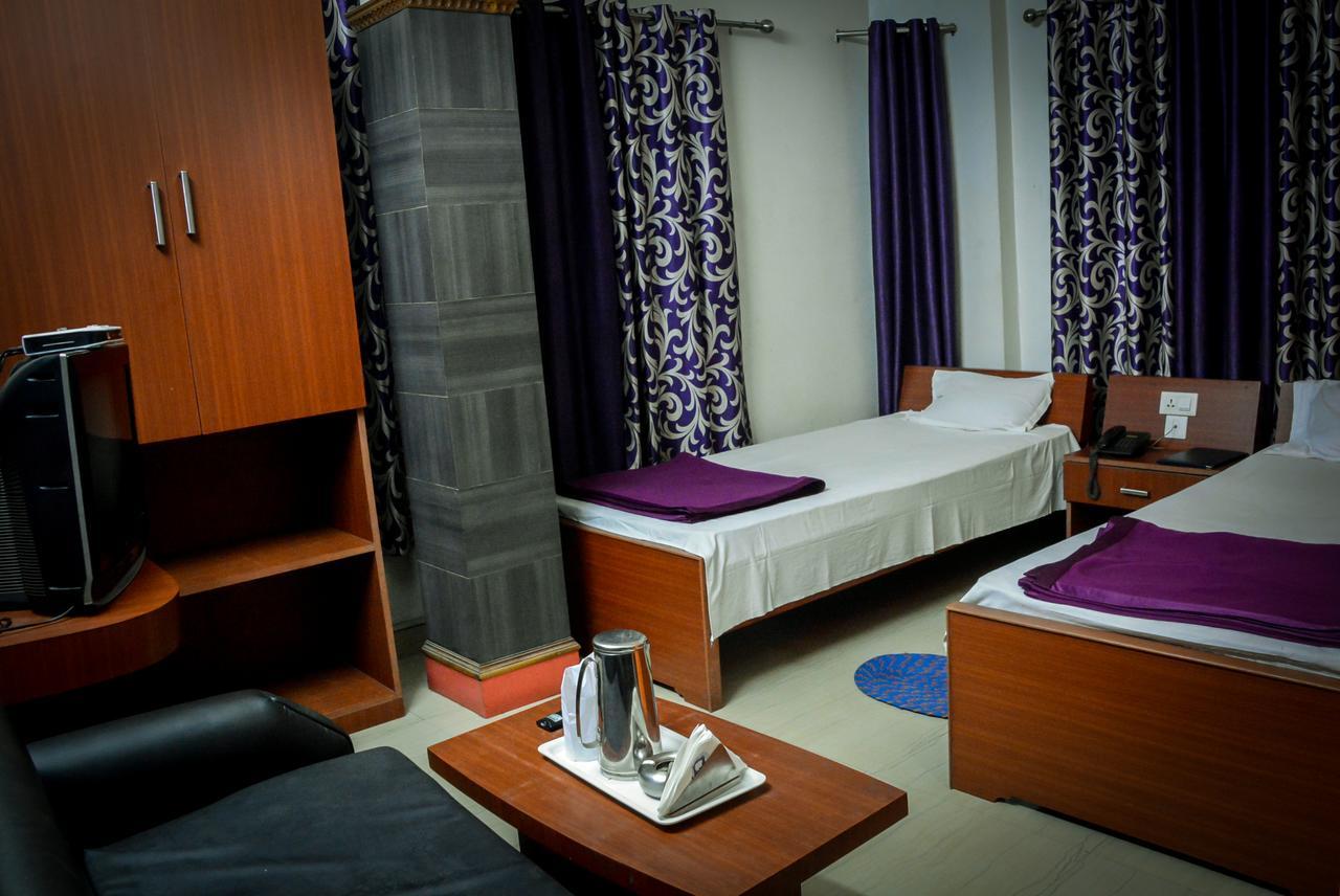 Hotel Galaxy International Koch Bihar Экстерьер фото