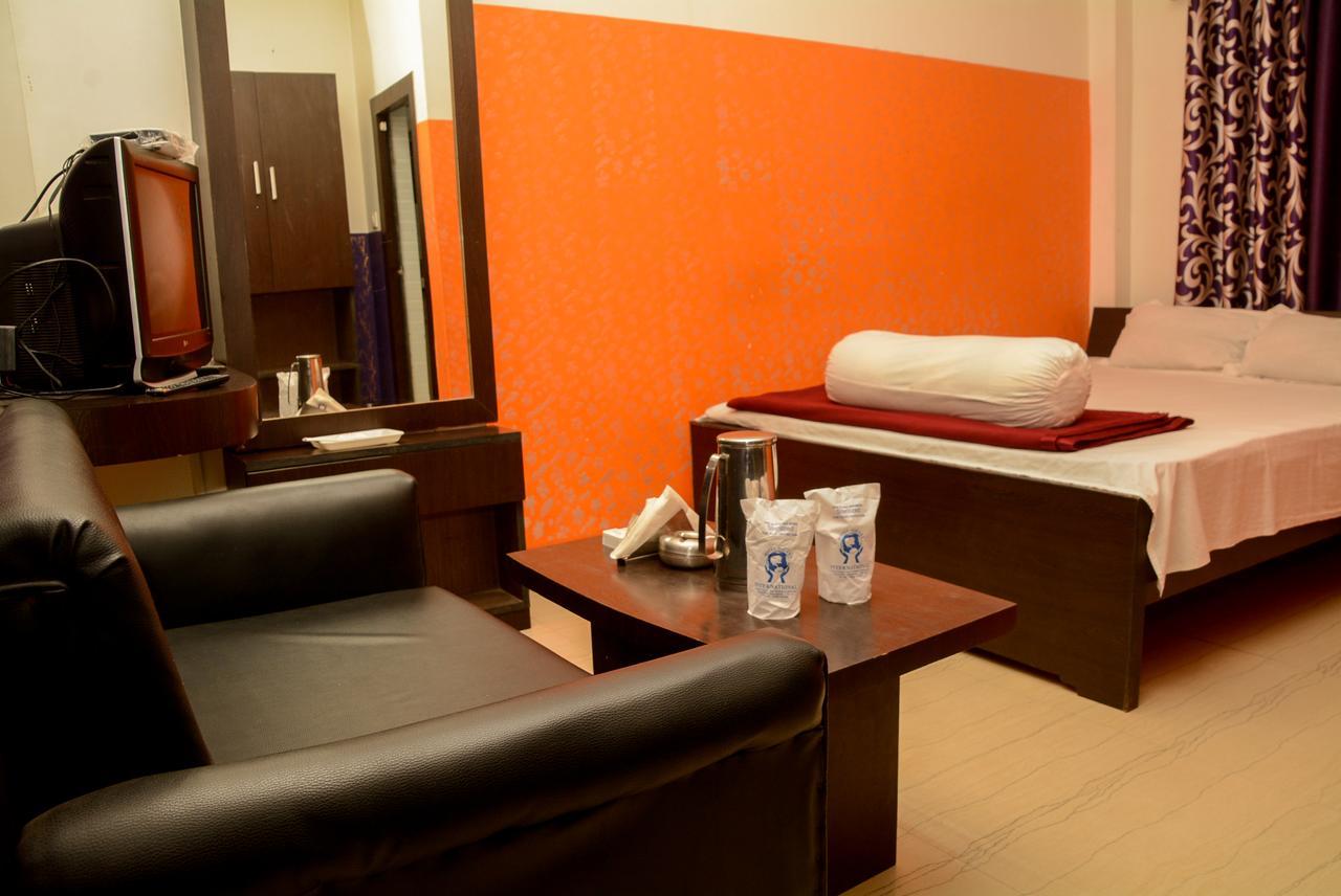 Hotel Galaxy International Koch Bihar Экстерьер фото